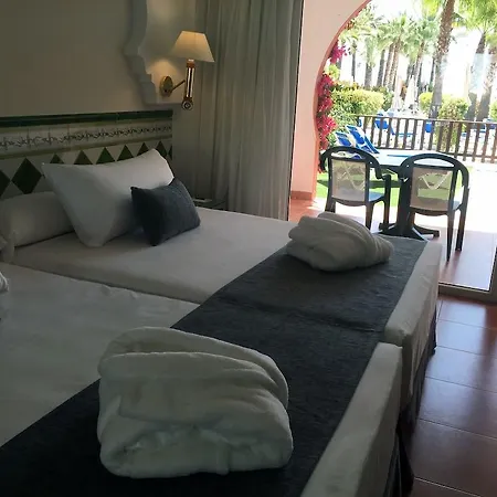 Hotel Playacalida 4*