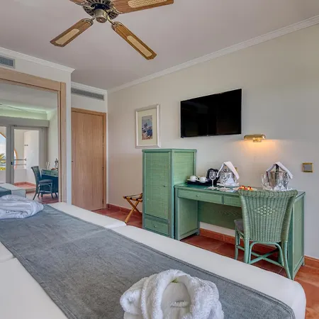 Hotel Playacalida 4*